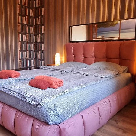Central Apartment Софія Екстер'єр фото
